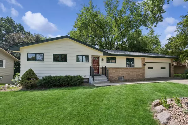 4977 Zealand AVE N, New Hope, MN 55428