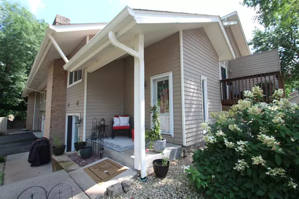 Plymouth, MN 55442,5304 Yorktown LN N