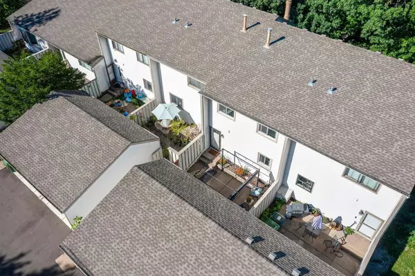 Fridley, MN 55432,5558 Meister RD