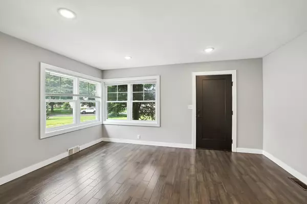 Saint Louis Park, MN 55426,3282 Idaho AVE S