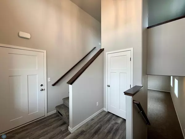 Moorhead, MN 56560,1852 44th AVE S