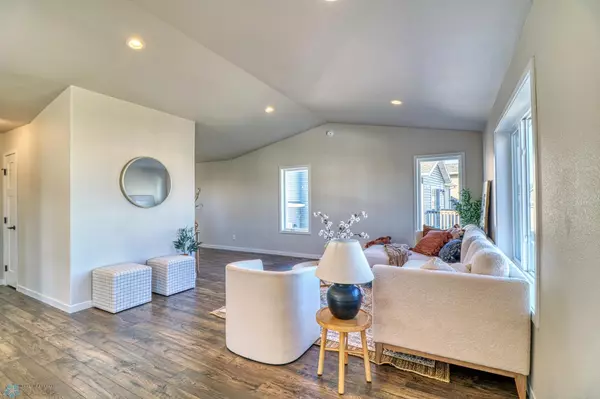Fargo, ND 58104,6734 Belding DR S