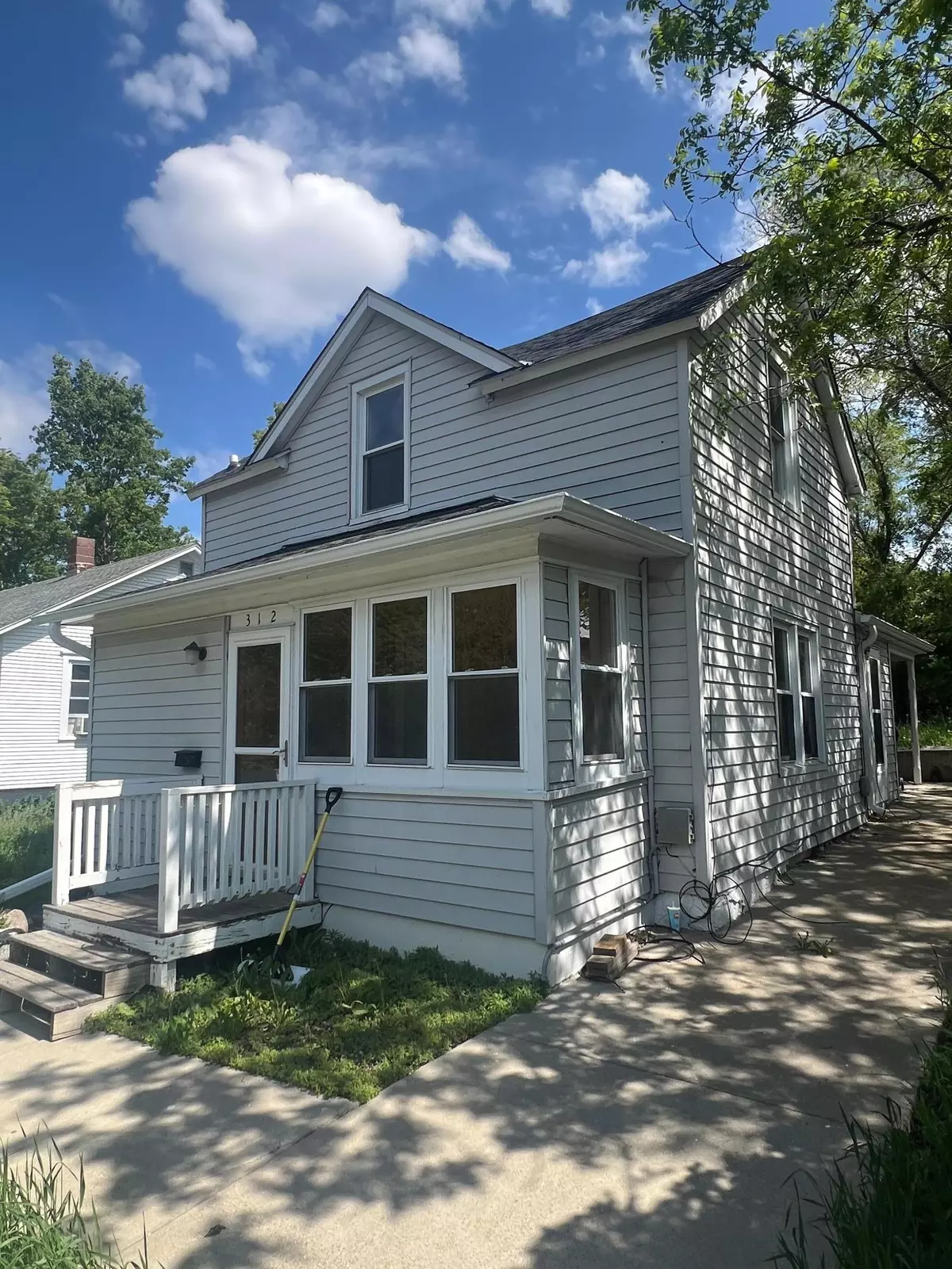 Ortonville, MN 56278,312 5th ST NW