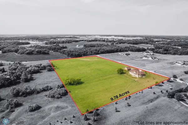 Detroit Lakes, MN 56501,17131 Kelcy LN