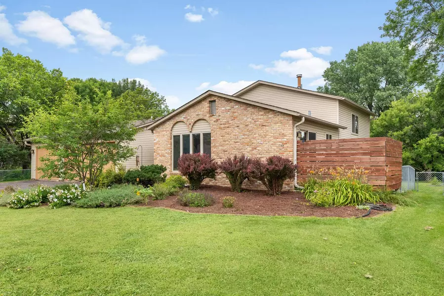 12648 73rd AVE N, Maple Grove, MN 55369