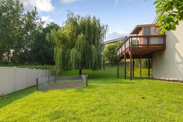 Lonsdale, MN 55046,914 Grand AVE SW