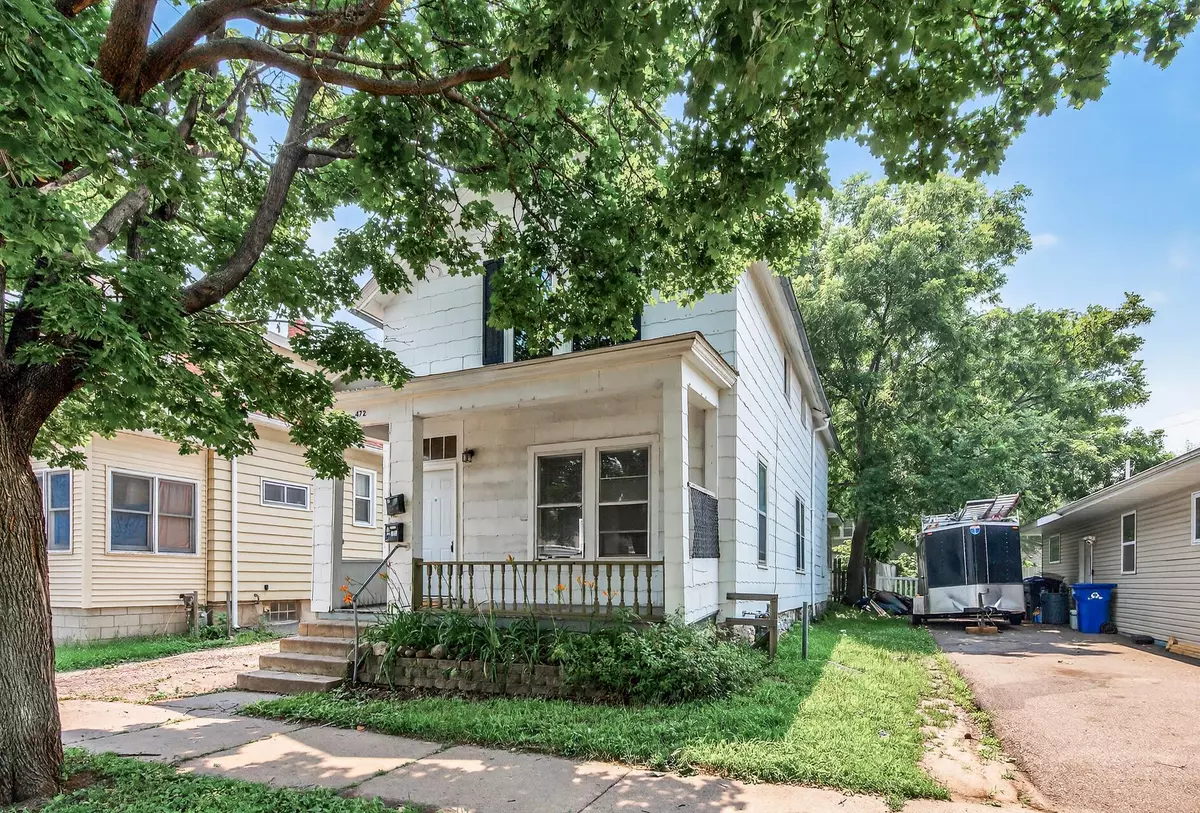 Saint Paul, MN 55130,472 Case AVE