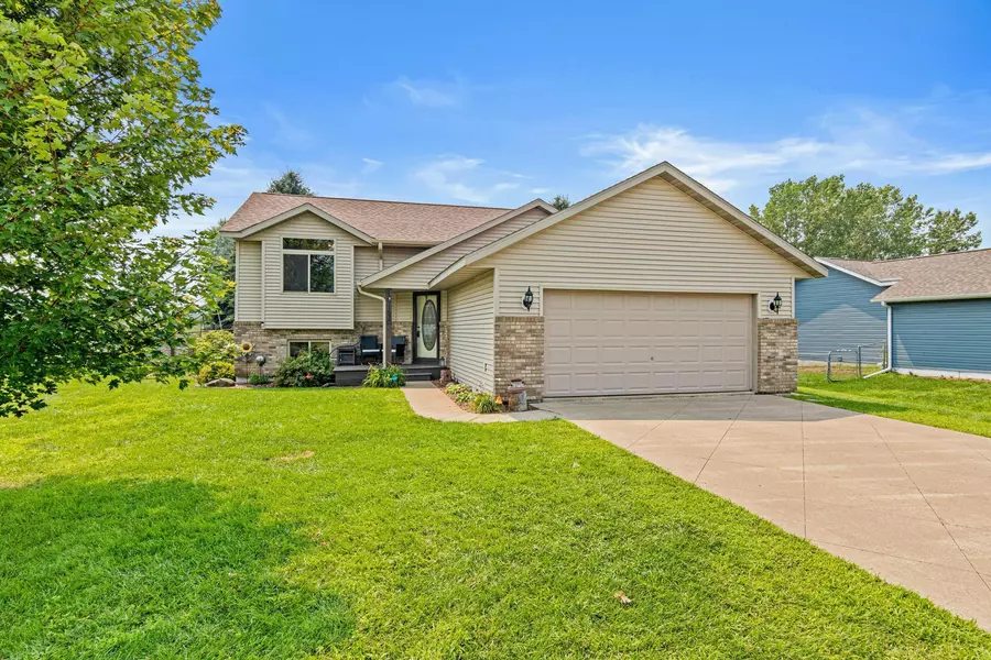 1630 Amsterdam ST, Baldwin, WI 54002