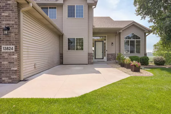 Rogers, MN 55374,13824 Bluewing DR