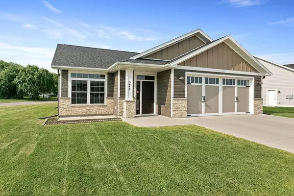 638 Pebble Creek DR, Saint Cloud, MN 56303