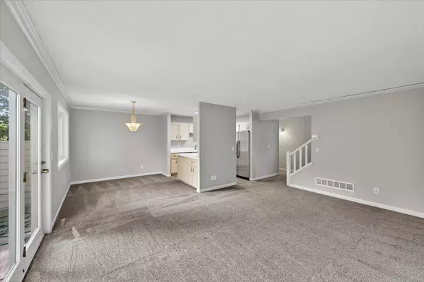 Bloomington, MN 55437,5392 W Old Shakopee CIR