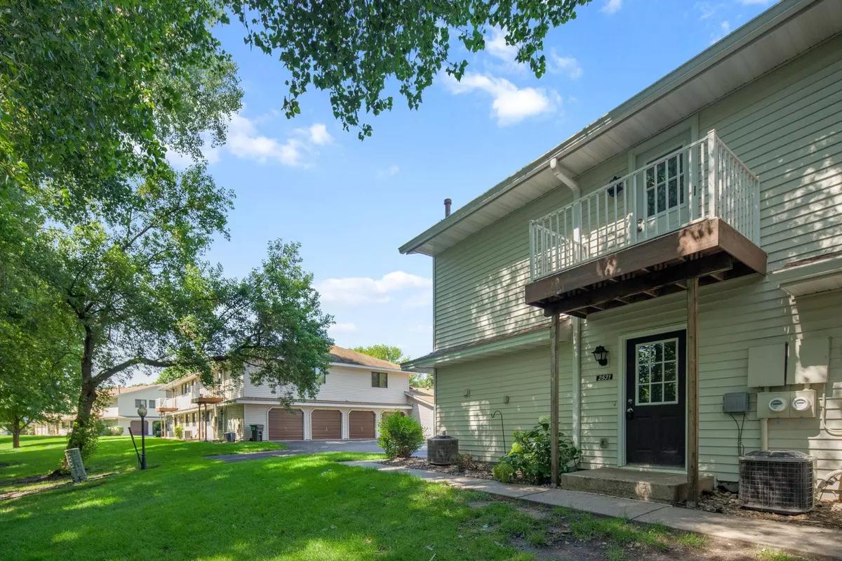 Brooklyn Park, MN 55444,2531 Brookdale LN