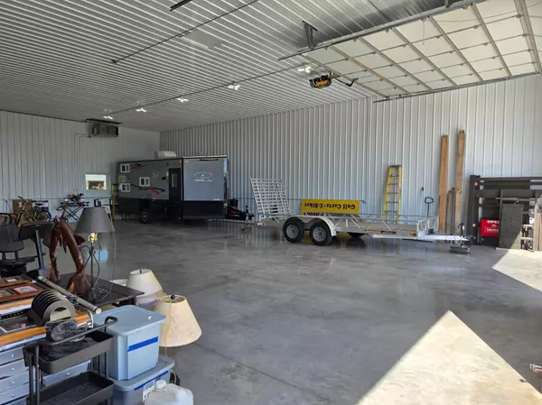 Crosslake, MN 56442,34487E Retriever RD