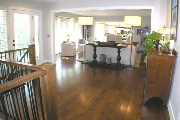 Edina, MN 55439,7108 Shannon DR