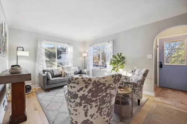 1406 Furness Pkwy, Saint Paul, MN 55119