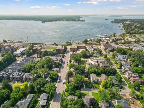 Wayzata, MN 55391,123 Minnetonka AVE S