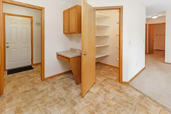 Saint Cloud, MN 56301,2547 43rd AVE S