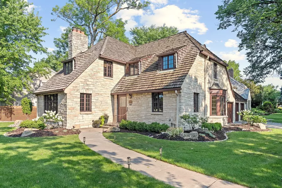 4100 Sunset BLVD, Saint Louis Park, MN 55416