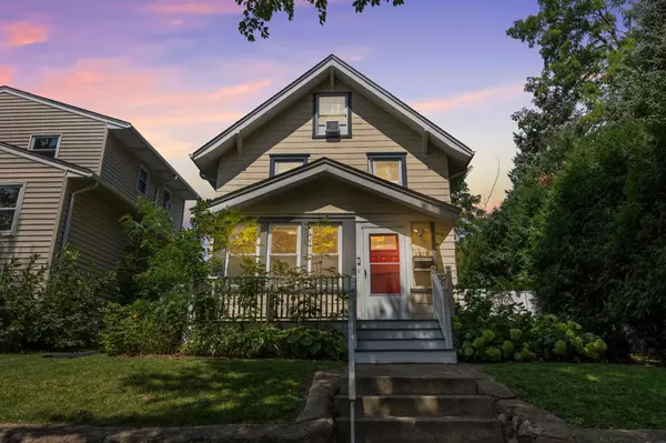 1919 Ivy AVE E, Saint Paul, MN 55119