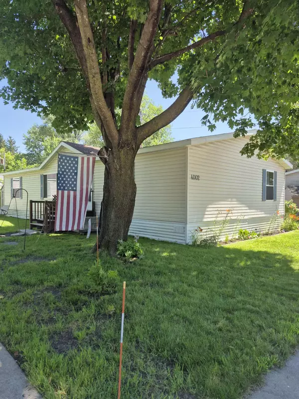 Ham Lake, MN 55304,4002 Flamingo Drive NE