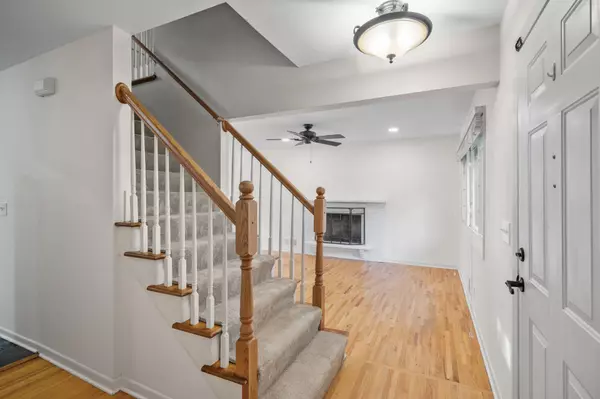 Edina, MN 55439,6708 Ridgeview DR