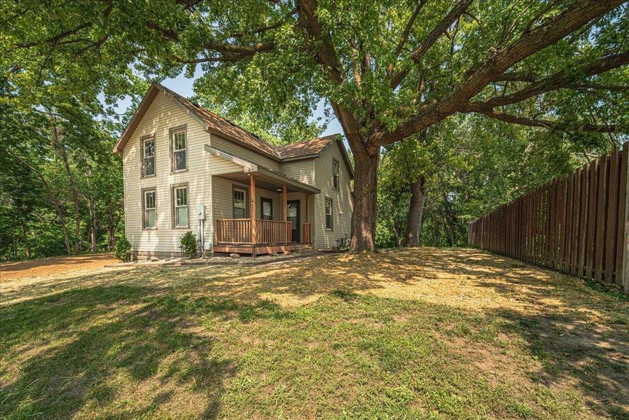 411 2nd ST NW, New Prague, MN 56071