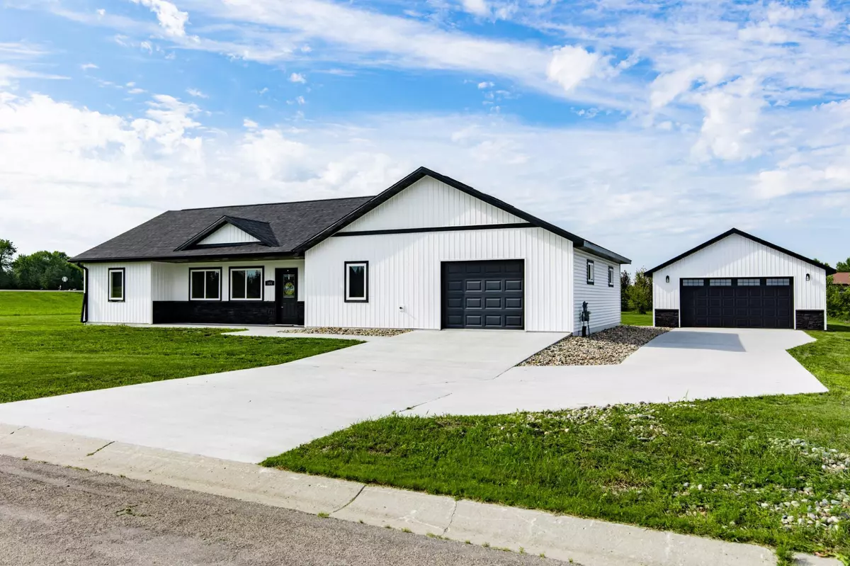 Audubon, MN 56511,106 Pheasant ST