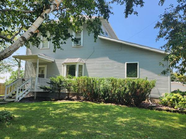 616 Highland ST, West Concord, MN 55985
