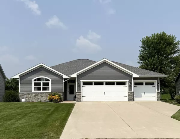 1226 Cypress DR W, Annandale, MN 55302