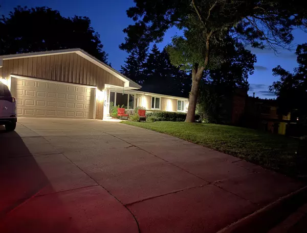 New Brighton, MN 55112,1980 Tioga BLVD