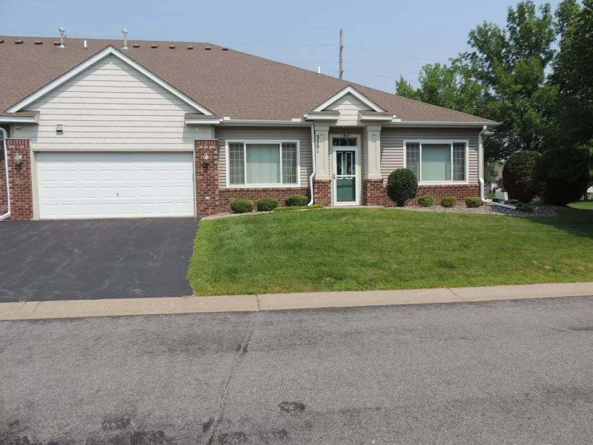 Plymouth, MN 55446,3901 Lawndale LN N