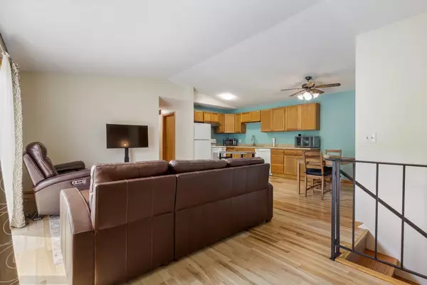 Eagan, MN 55122,4488 Cinnamon Ridge TRL #B