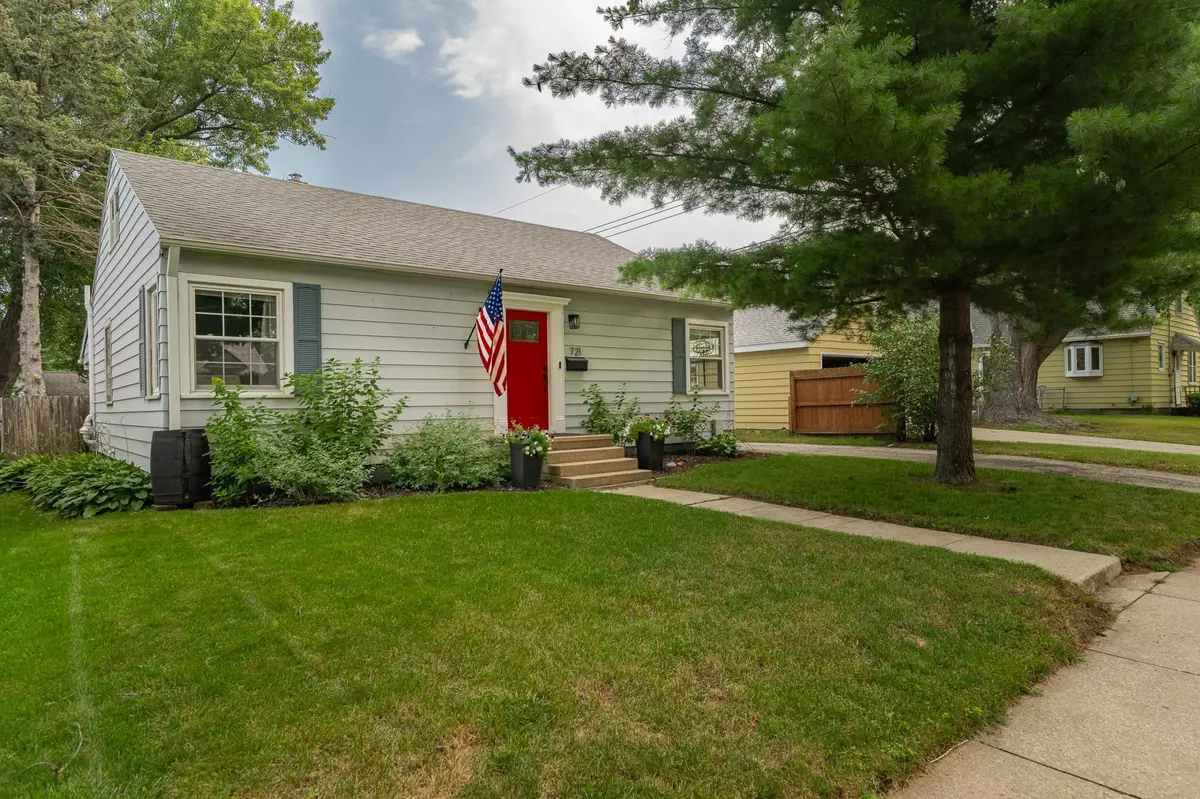 Rochester, MN 55906,721 15th ST NE
