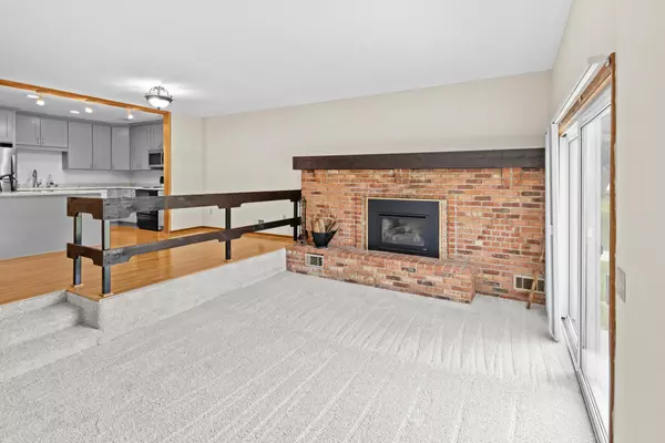 Saint Louis Park, MN 55426,7413 W Franklin AVE