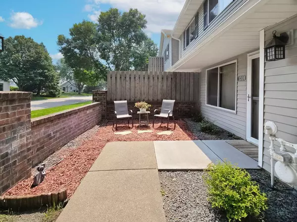 Oakdale, MN 55128,1310 Hilo AVE N