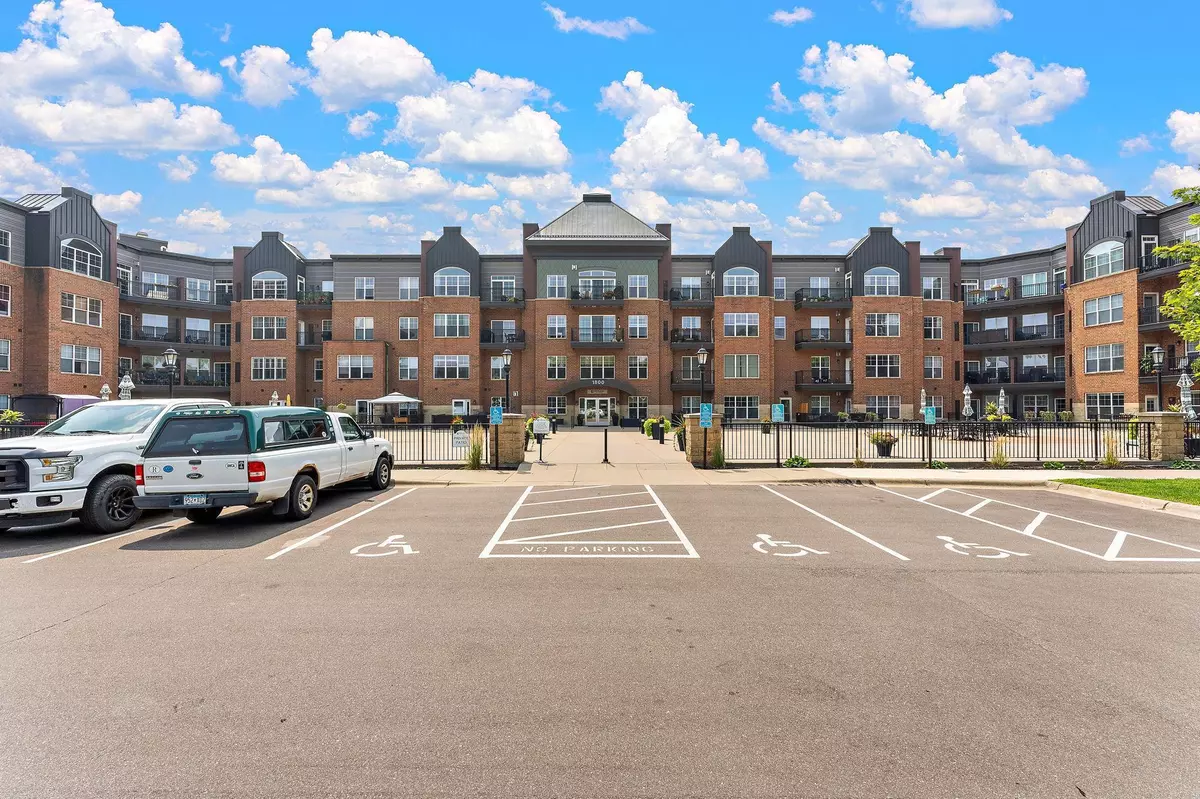 Saint Paul, MN 55116,1800 Graham AVE #129