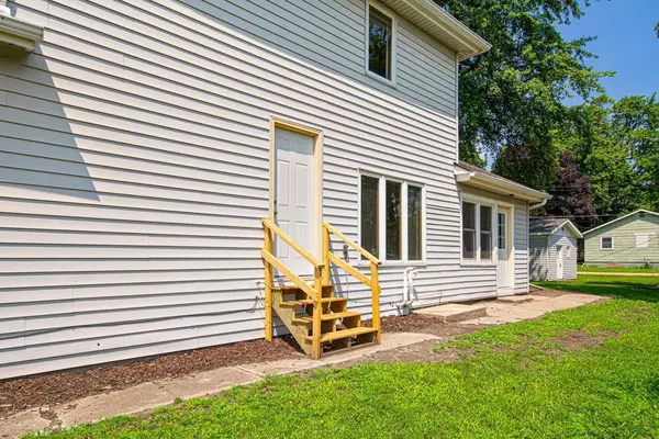 Fulda, MN 56131,208 W Front ST