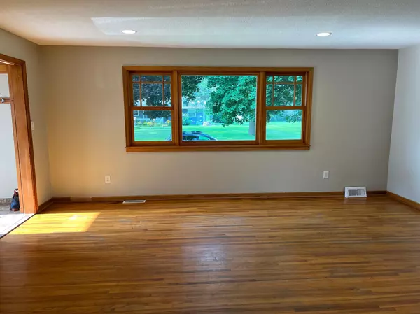 Blooming Prairie, MN 55917,335 3rd ST NW