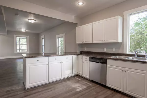 Minneapolis, MN 55413,1602 Johnson ST NE