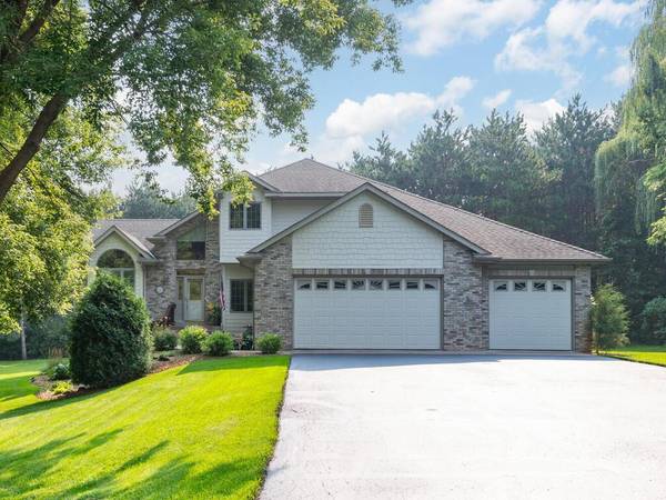 9928 James AVE NE, Otsego, MN 55362