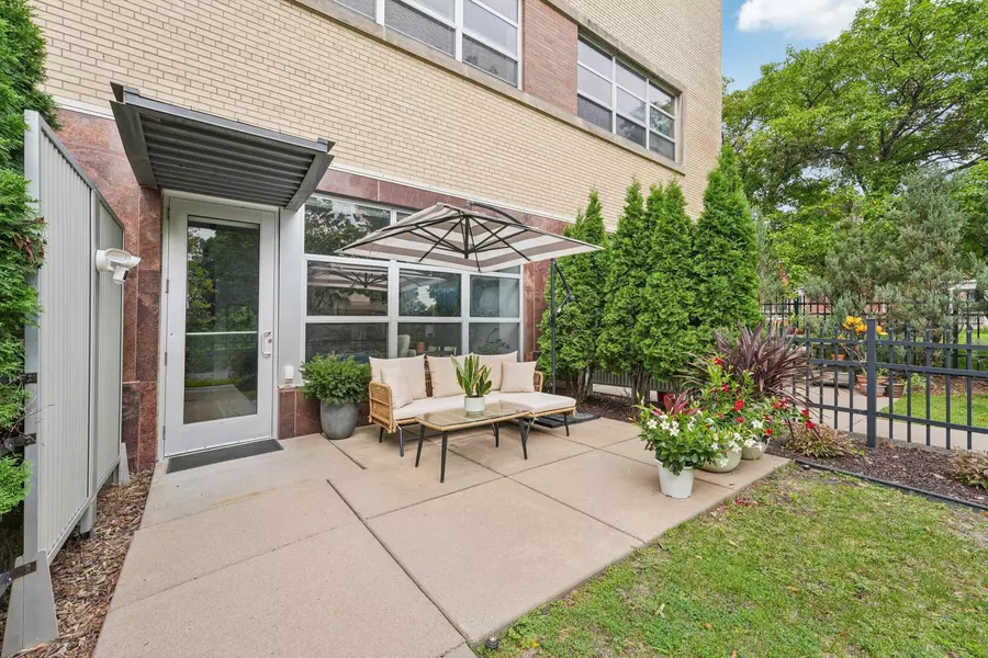 111 E Franklin AVE #103, Minneapolis, MN 55404