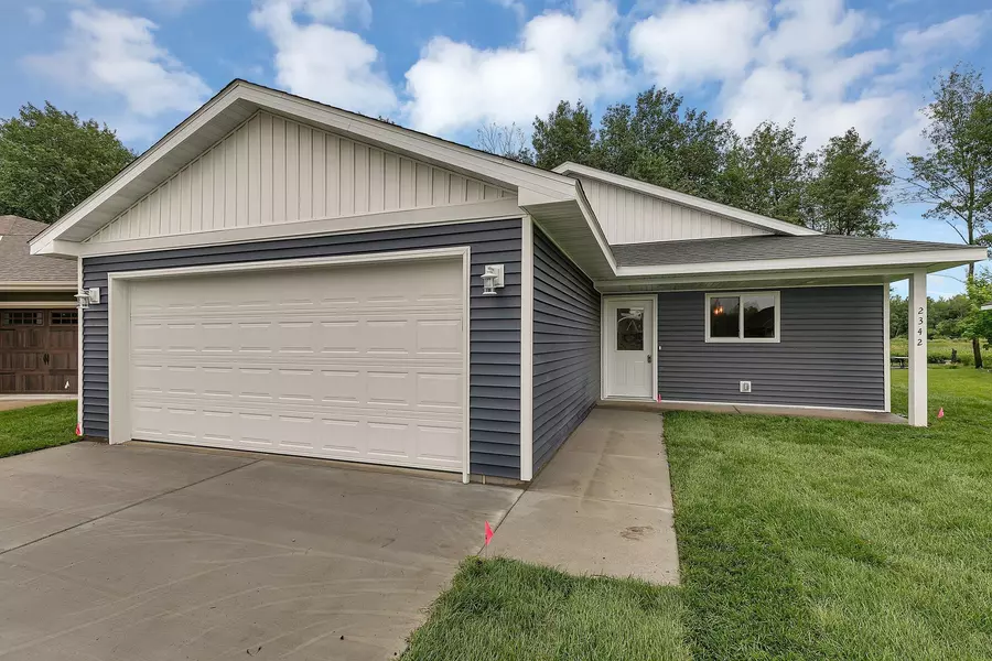 1025 3rd Avenue NE, Milaca, MN 56353