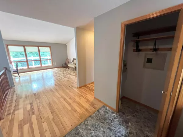 Carver, MN 55315,200 Elm DR