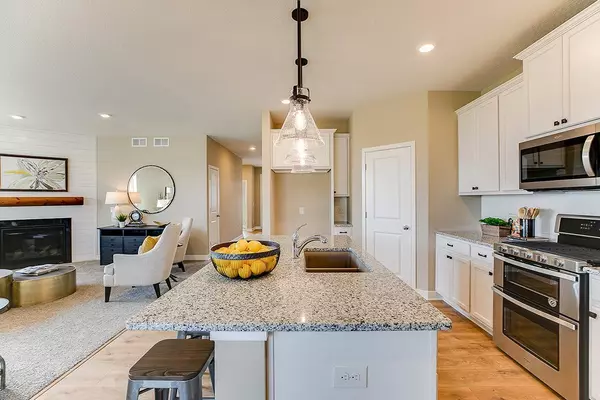 Shakopee, MN 55379,2483 Marsh View CT