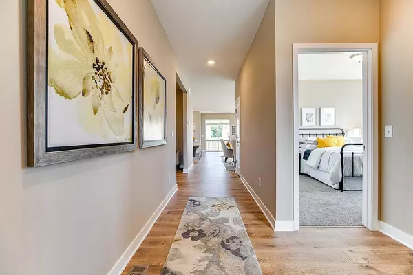 Shakopee, MN 55379,2483 Marsh View CT