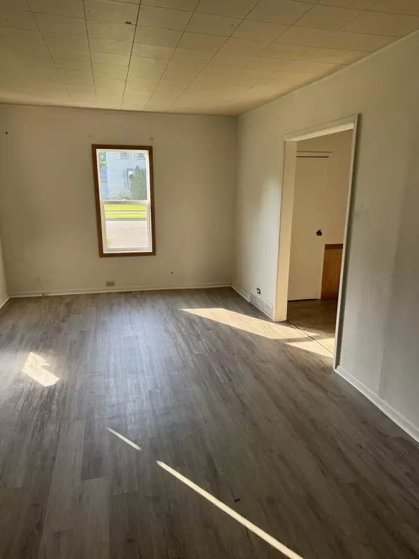 Marshall, MN 56258,410 Lynd ST