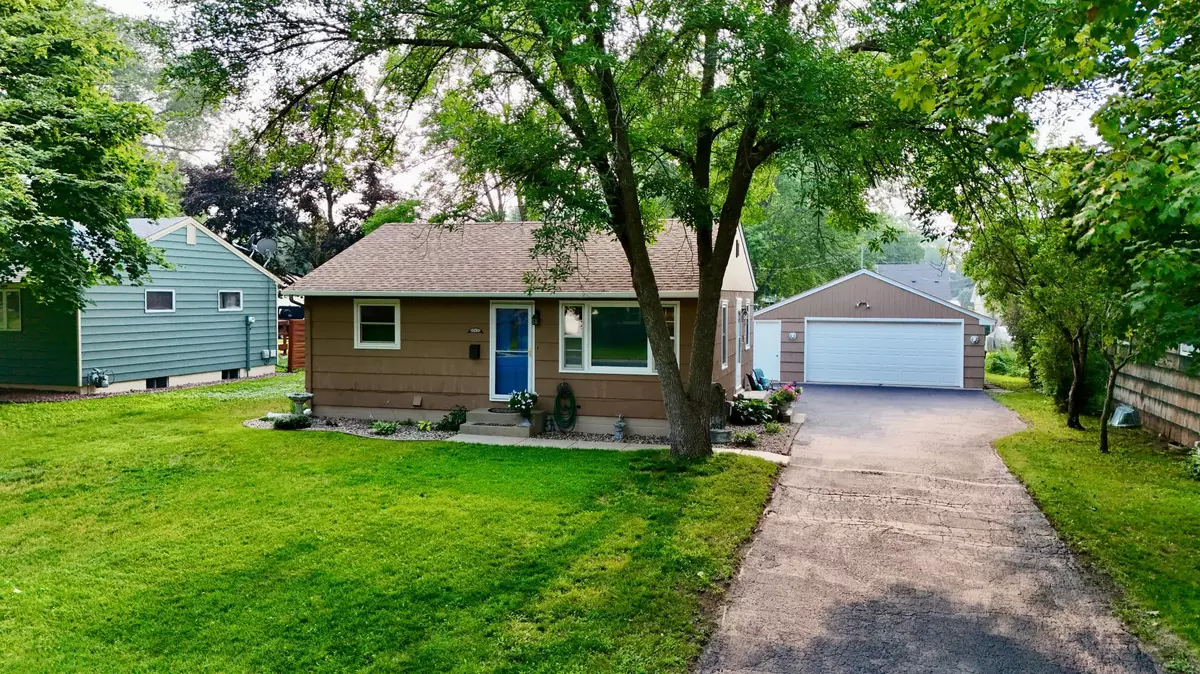 Shakopee, MN 55379,742 Shumway ST S