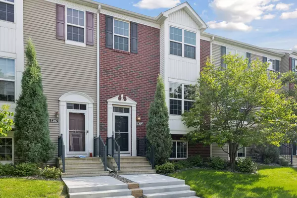 Robbinsdale, MN 55422,5209 Scott LN