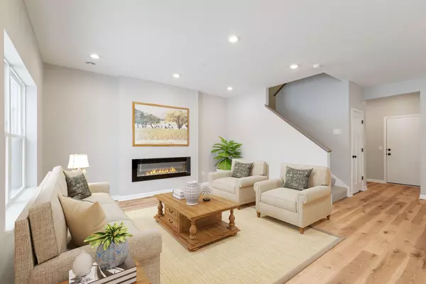 West Saint Paul, MN 55118,364 Trenton LN