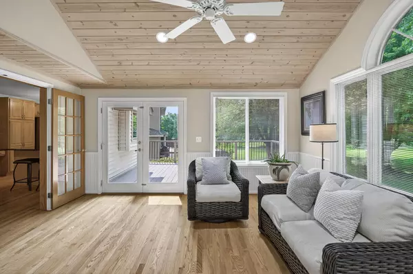 Maple Grove, MN 55311,8825 Comstock CT